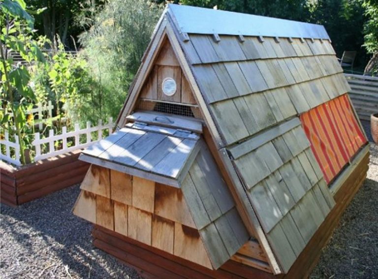19 EASY A-Frame Chicken Coop Plans - A Frame Chicken Coops 4 768x567