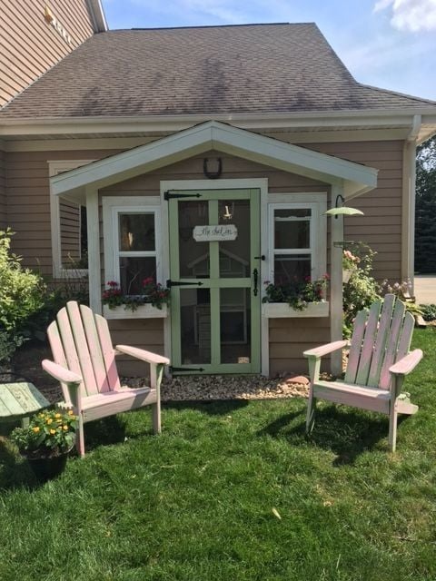 shabby chic chick coop 1